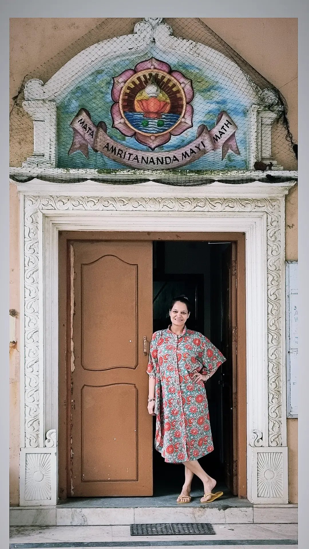 Amma hugs people to promote global love.